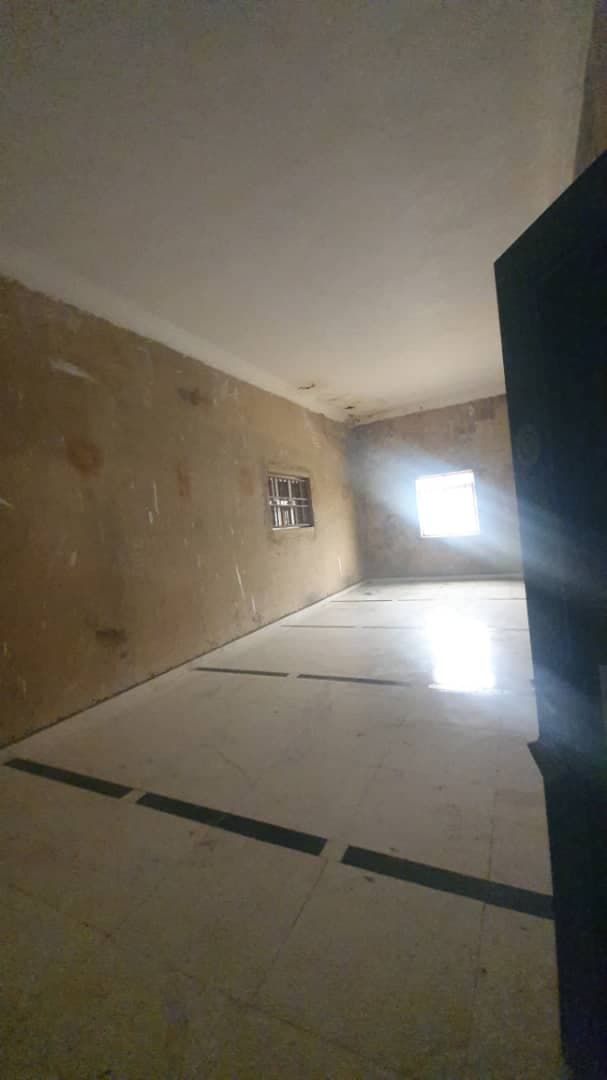 FOR SALE: Prime Warehouse Property — photo 2