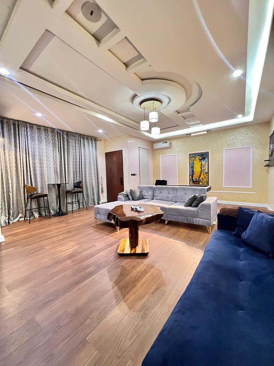 Cozy Nest: Luxury 2-Bedroom Apartment with Snooker & PS5, Jahi — photo 2